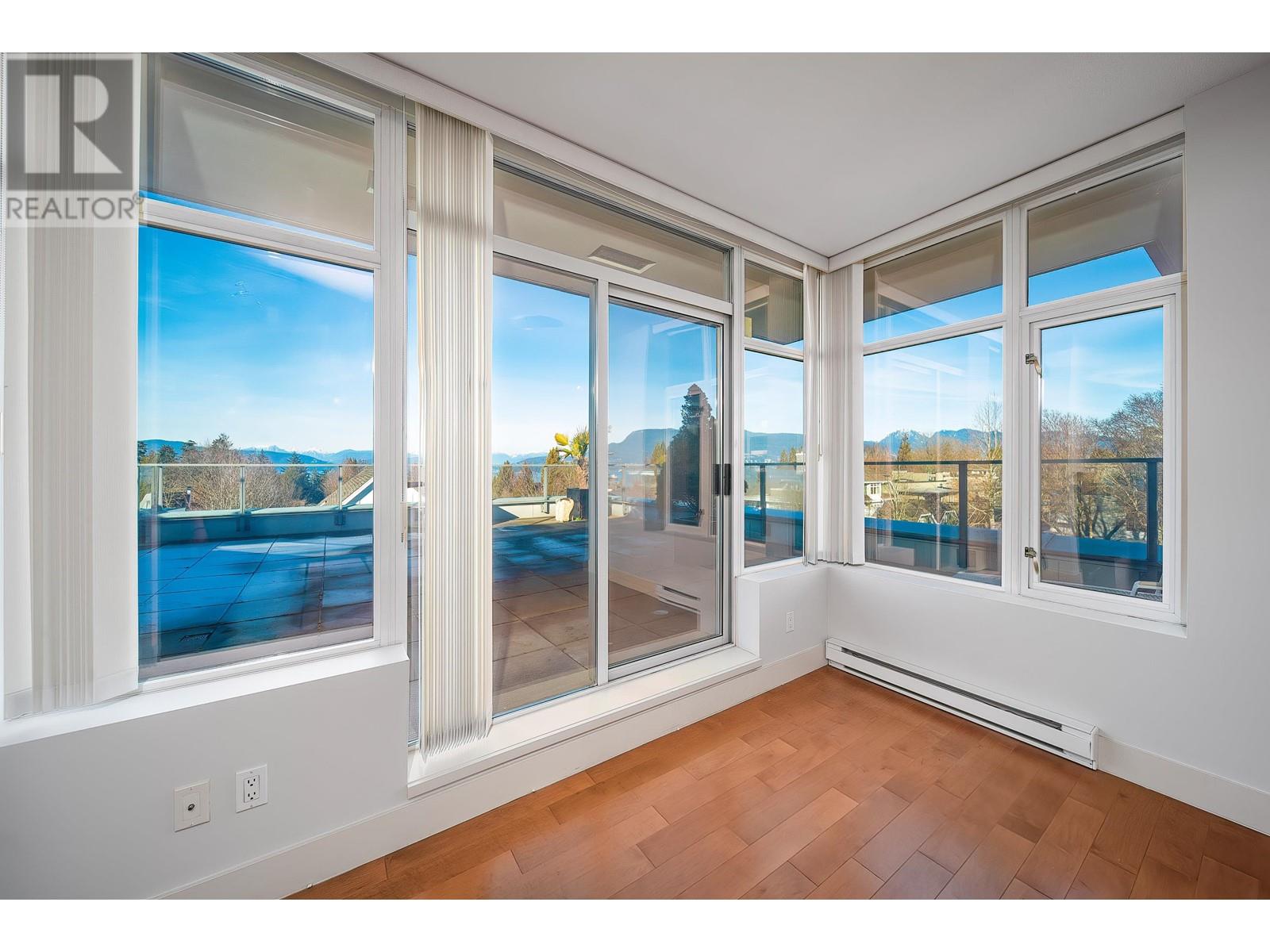 Listing Picture 27 of 28 : 308 6015 IONA DRIVE, Vancouver / 溫哥華 - 魯藝地產 Yvonne Lu Group - MLS Medallion Club Member