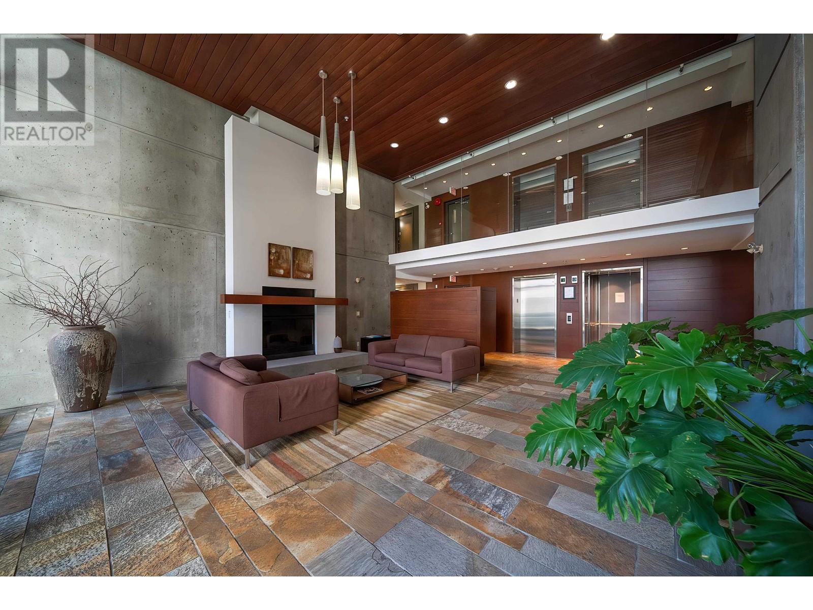 Listing Picture 8 of 28 : 308 6015 IONA DRIVE, Vancouver / 溫哥華 - 魯藝地產 Yvonne Lu Group - MLS Medallion Club Member