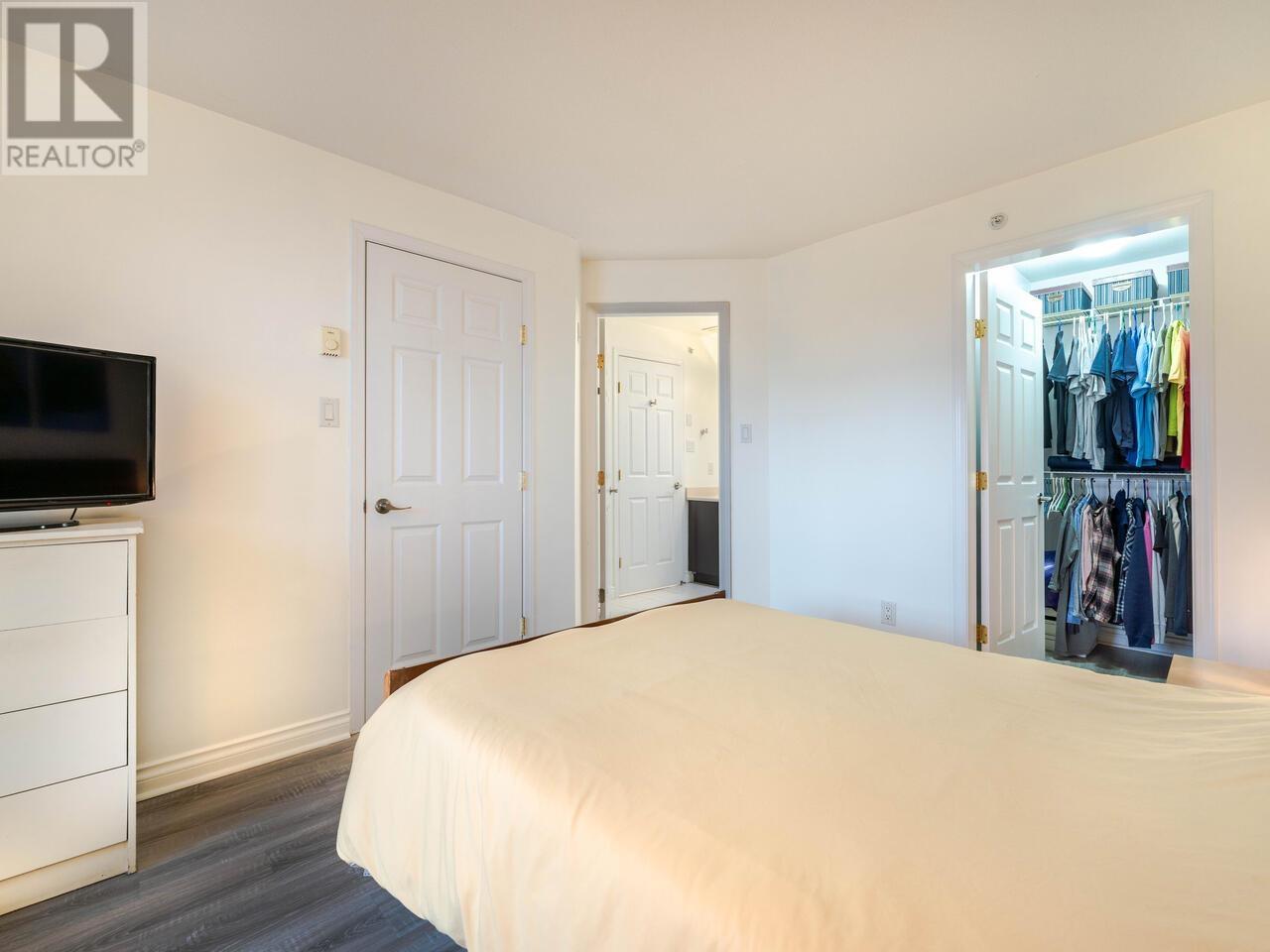 Listing Picture 13 of 20 : 400 2741 E HASTINGS STREET, Vancouver / 溫哥華 - 魯藝地產 Yvonne Lu Group - MLS Medallion Club Member