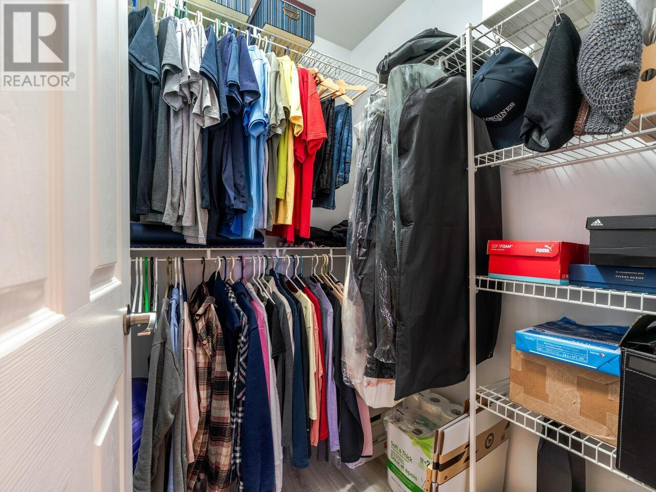 Listing Picture 14 of 20 : 400 2741 E HASTINGS STREET, Vancouver / 溫哥華 - 魯藝地產 Yvonne Lu Group - MLS Medallion Club Member