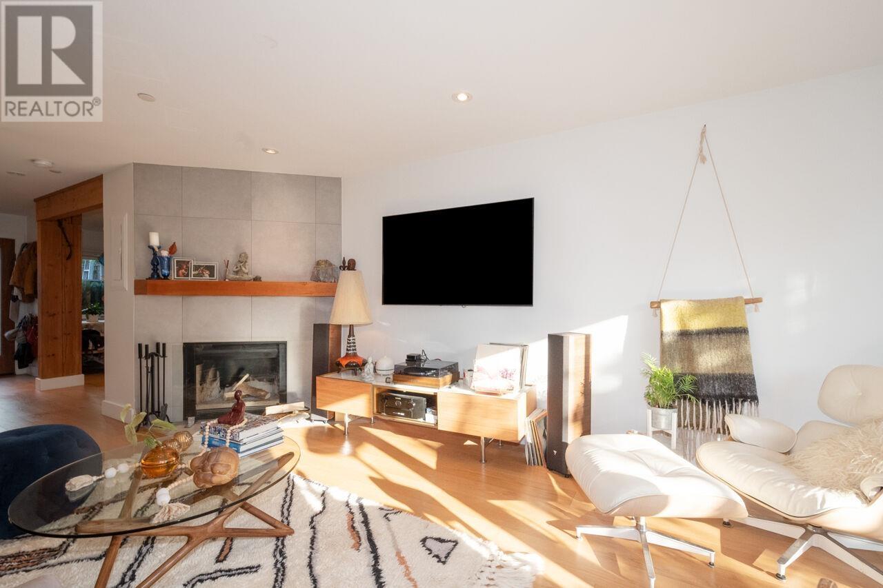 154 E 17th Avenue, Vancouver, British Columbia  V5V 1A4 - Photo 3 - R2962701