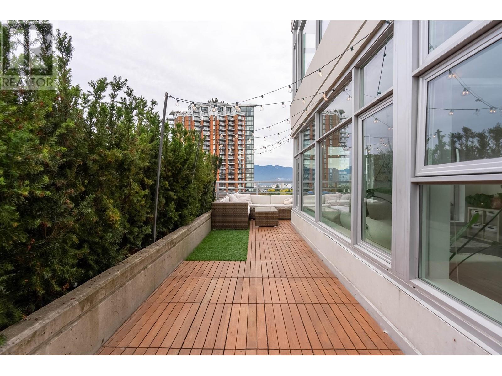 Listing Picture 16 of 40 : 404 298 E 11TH AVENUE, Vancouver / 溫哥華 - 魯藝地產 Yvonne Lu Group - MLS Medallion Club Member