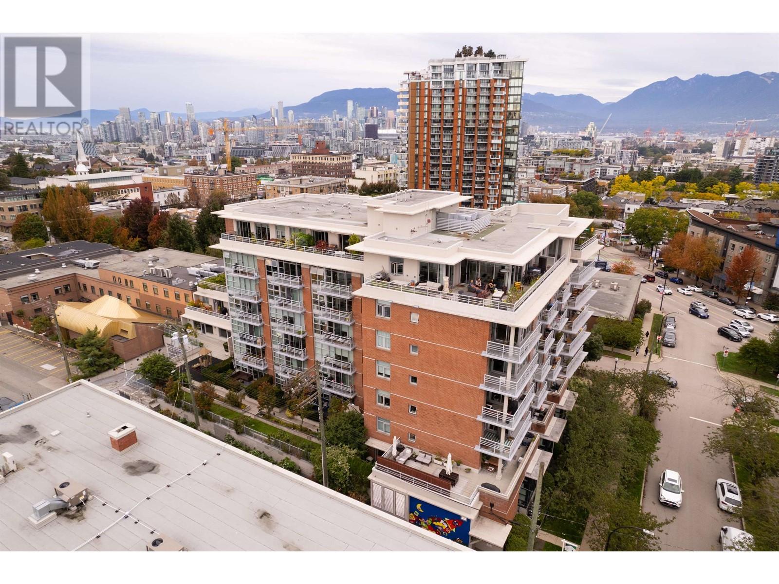 Listing Picture 34 of 40 : 404 298 E 11TH AVENUE, Vancouver / 溫哥華 - 魯藝地產 Yvonne Lu Group - MLS Medallion Club Member