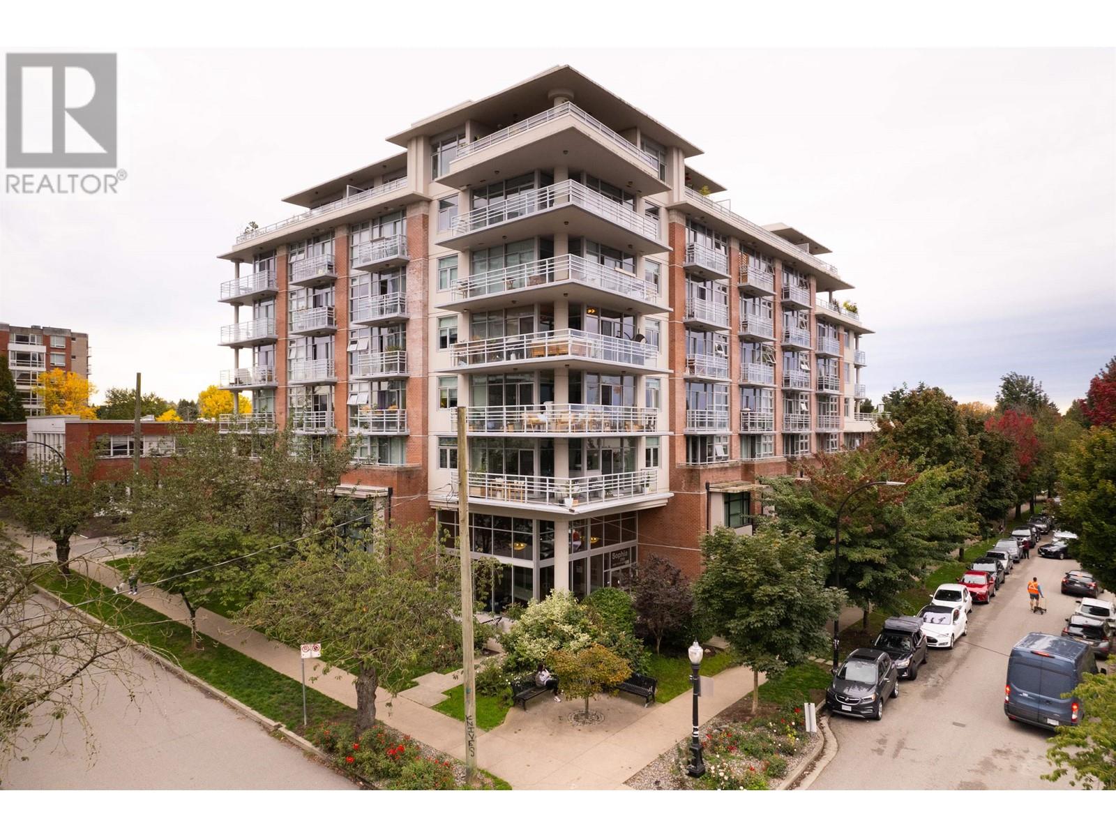 Listing Picture 38 of 40 : 404 298 E 11TH AVENUE, Vancouver / 溫哥華 - 魯藝地產 Yvonne Lu Group - MLS Medallion Club Member