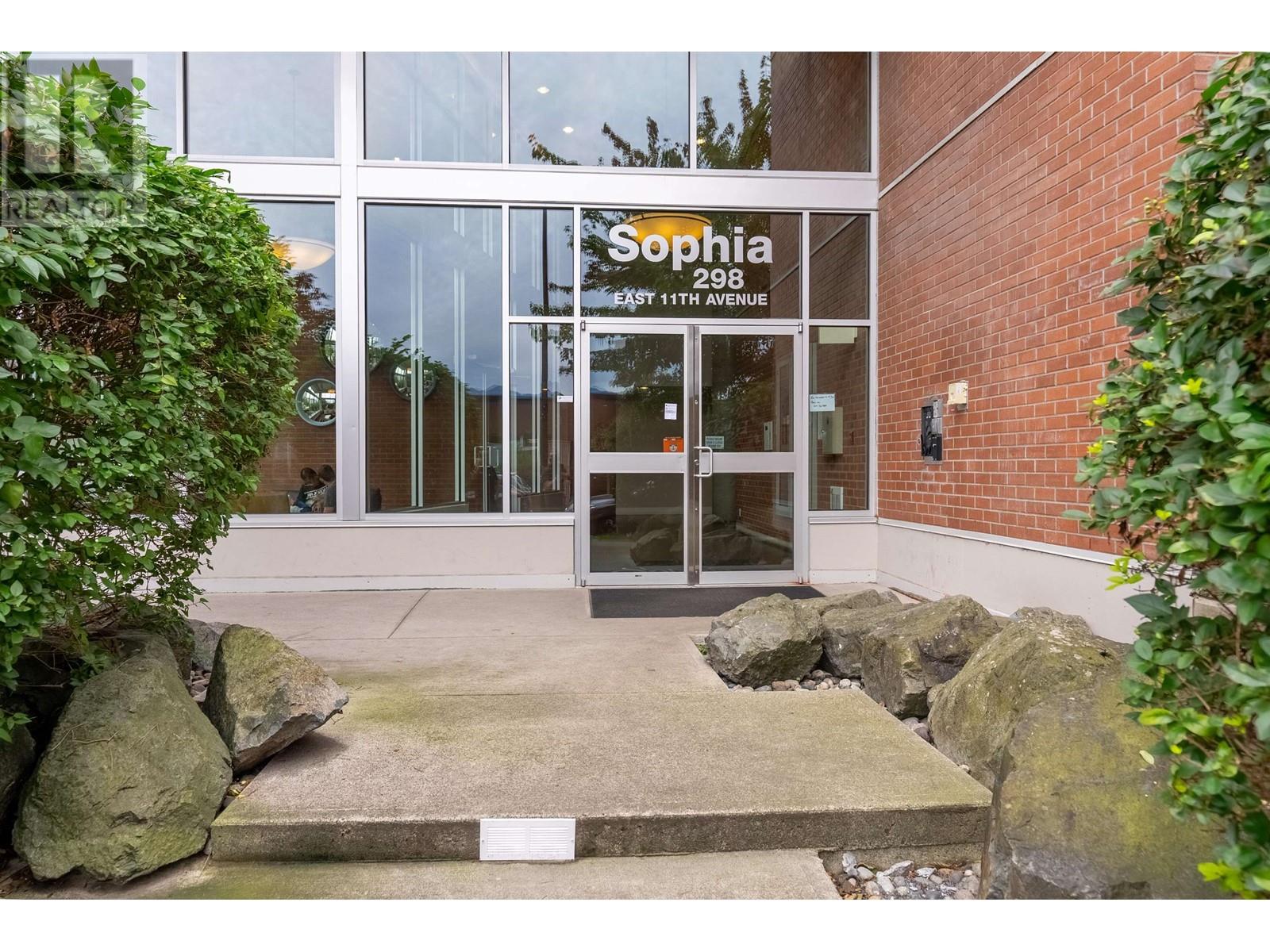 Listing Picture 39 of 40 : 404 298 E 11TH AVENUE, Vancouver / 溫哥華 - 魯藝地產 Yvonne Lu Group - MLS Medallion Club Member