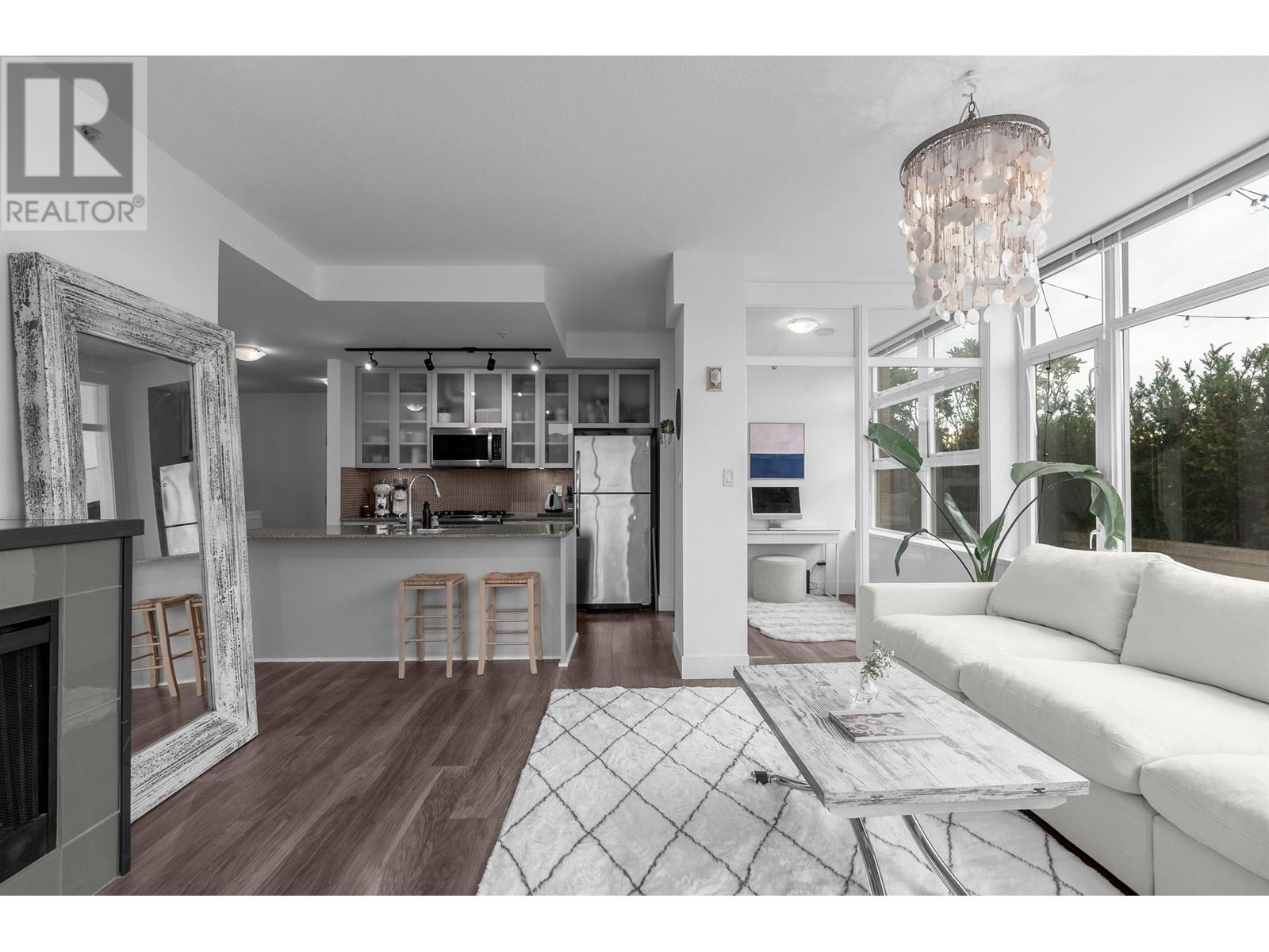 Listing Picture 6 of 40 : 404 298 E 11TH AVENUE, Vancouver / 溫哥華 - 魯藝地產 Yvonne Lu Group - MLS Medallion Club Member