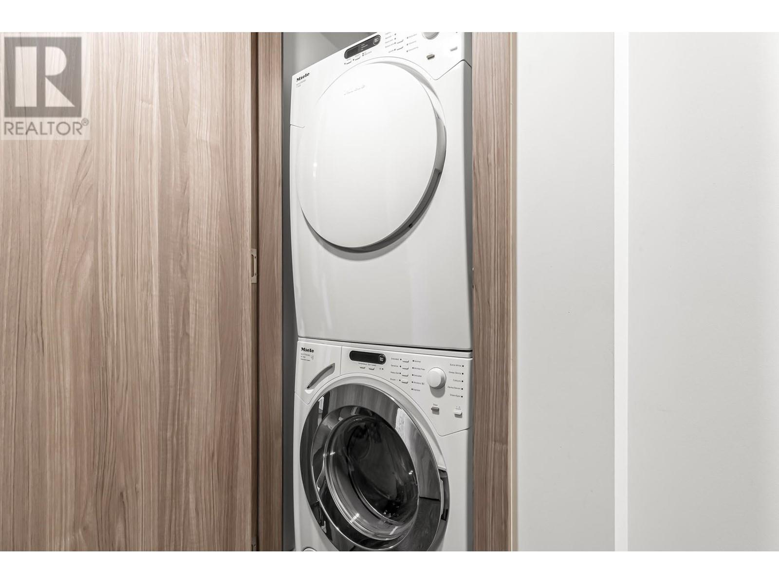 Listing Picture 15 of 23 : 1602 433 SW MARINE DRIVE, Vancouver / 溫哥華 - 魯藝地產 Yvonne Lu Group - MLS Medallion Club Member