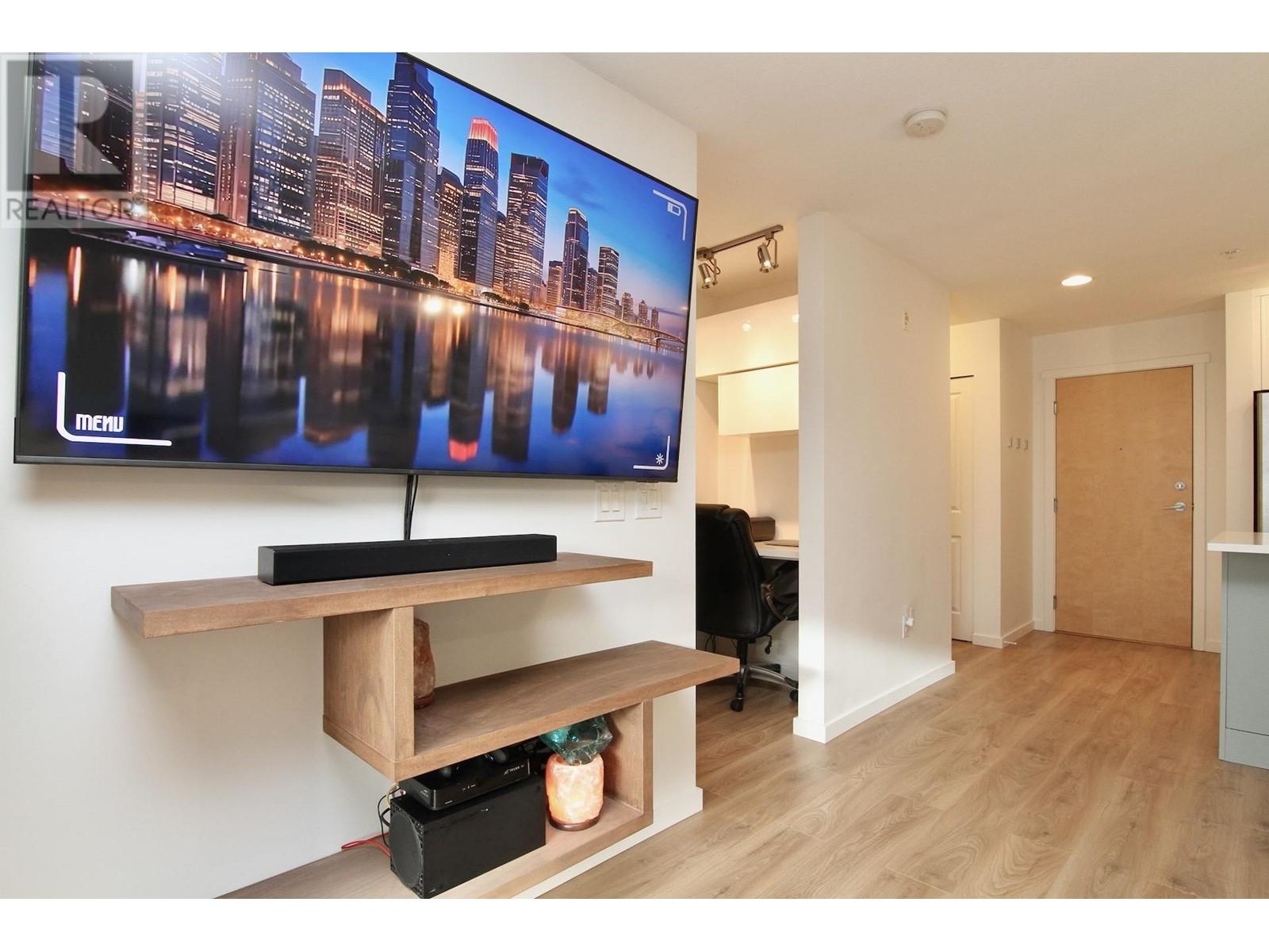 317 700 Klahanie Drive, Port Moody, British Columbia  V3H 5L3 - Photo 11 - R2962750