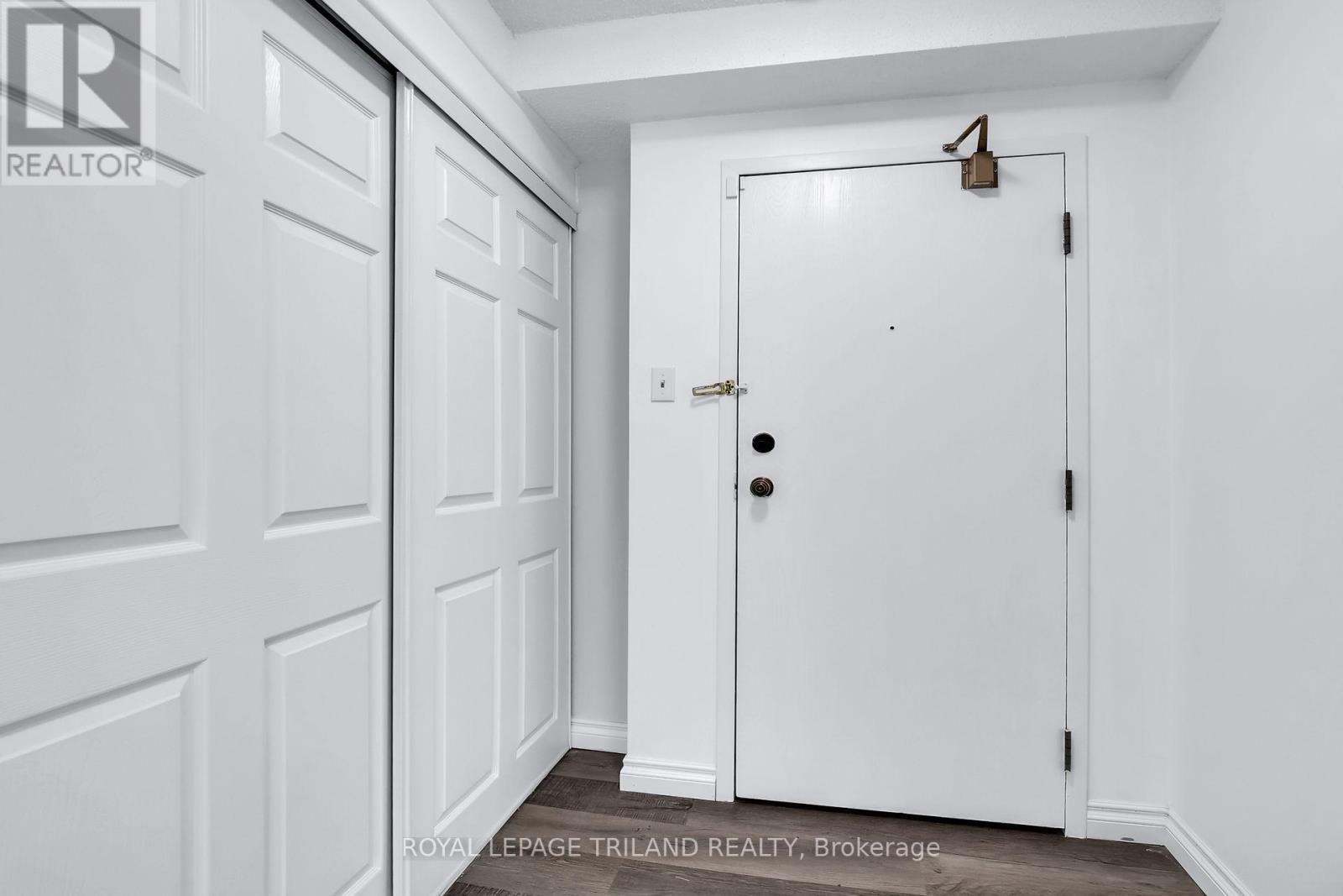 Property at 415 - 521 RIVERSIDE DRIVE image 2