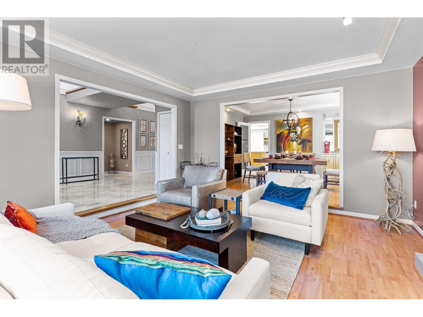 Listing Picture 3 of 39 : 2728 OLIVER CRESCENT, Vancouver / 溫哥華 - 魯藝地產 Yvonne Lu Group - MLS Medallion Club Member