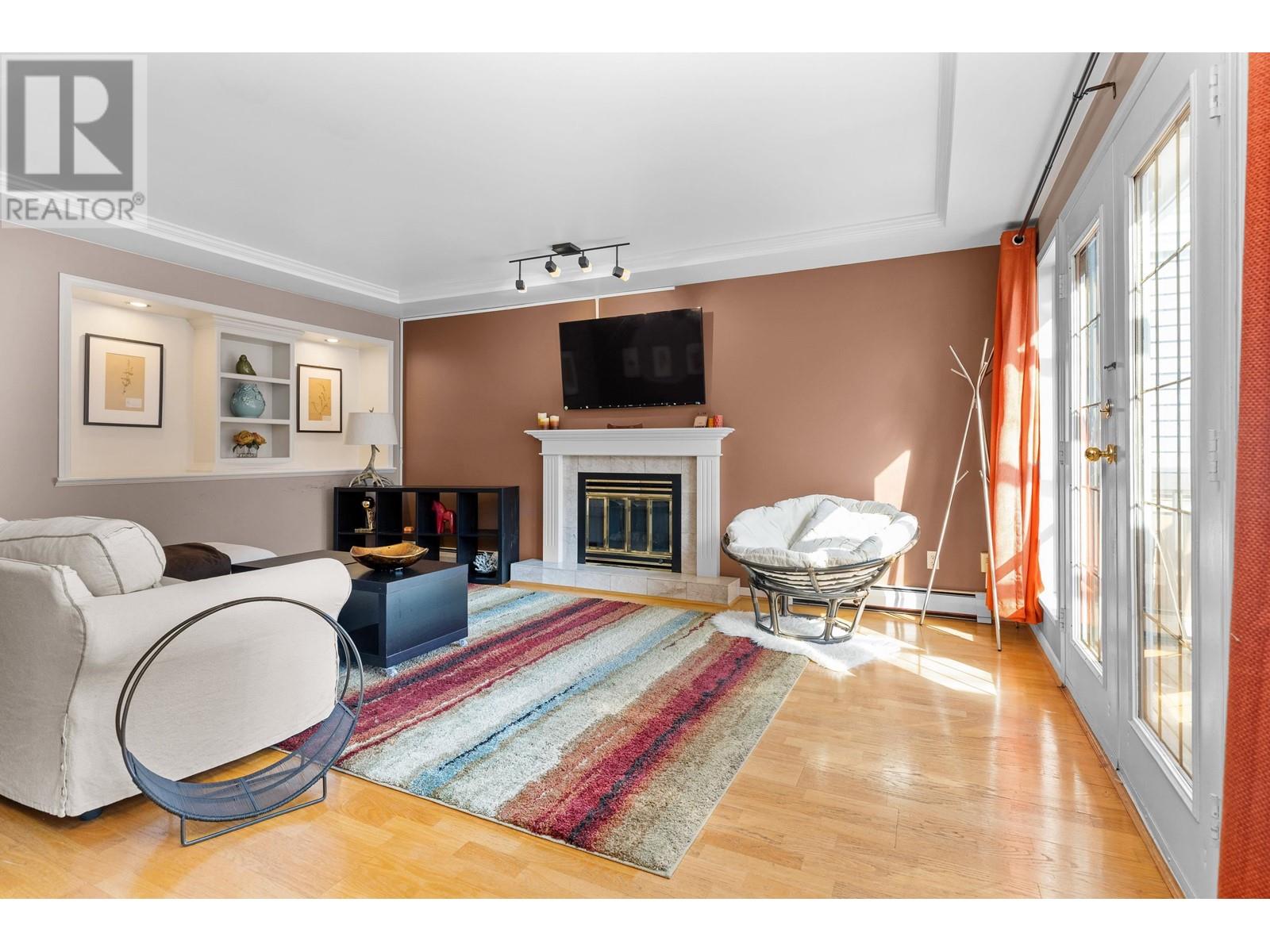 Listing Picture 9 of 39 : 2728 OLIVER CRESCENT, Vancouver / 溫哥華 - 魯藝地產 Yvonne Lu Group - MLS Medallion Club Member