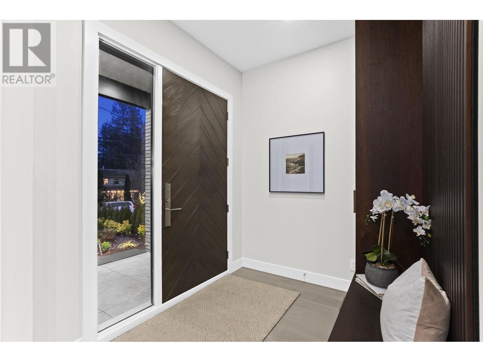 3073 Fromme Road, North Vancouver, British Columbia  V7K 2C8 - Photo 6 - R2962749