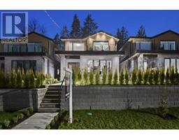 3073 FROMME ROAD, North Vancouver, British Columbia