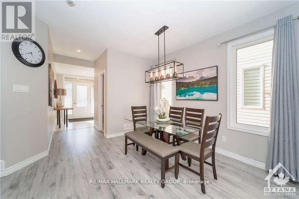 Property at 78 RUSSET TERRACE image 3