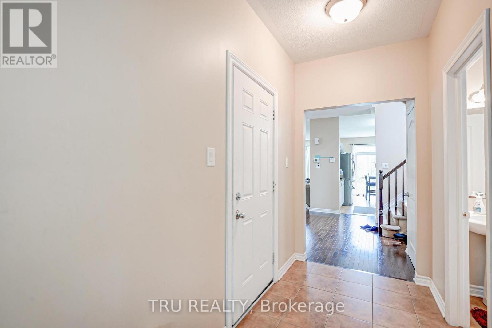 Property at 536 GOLDEN SEDGE WAY image 3