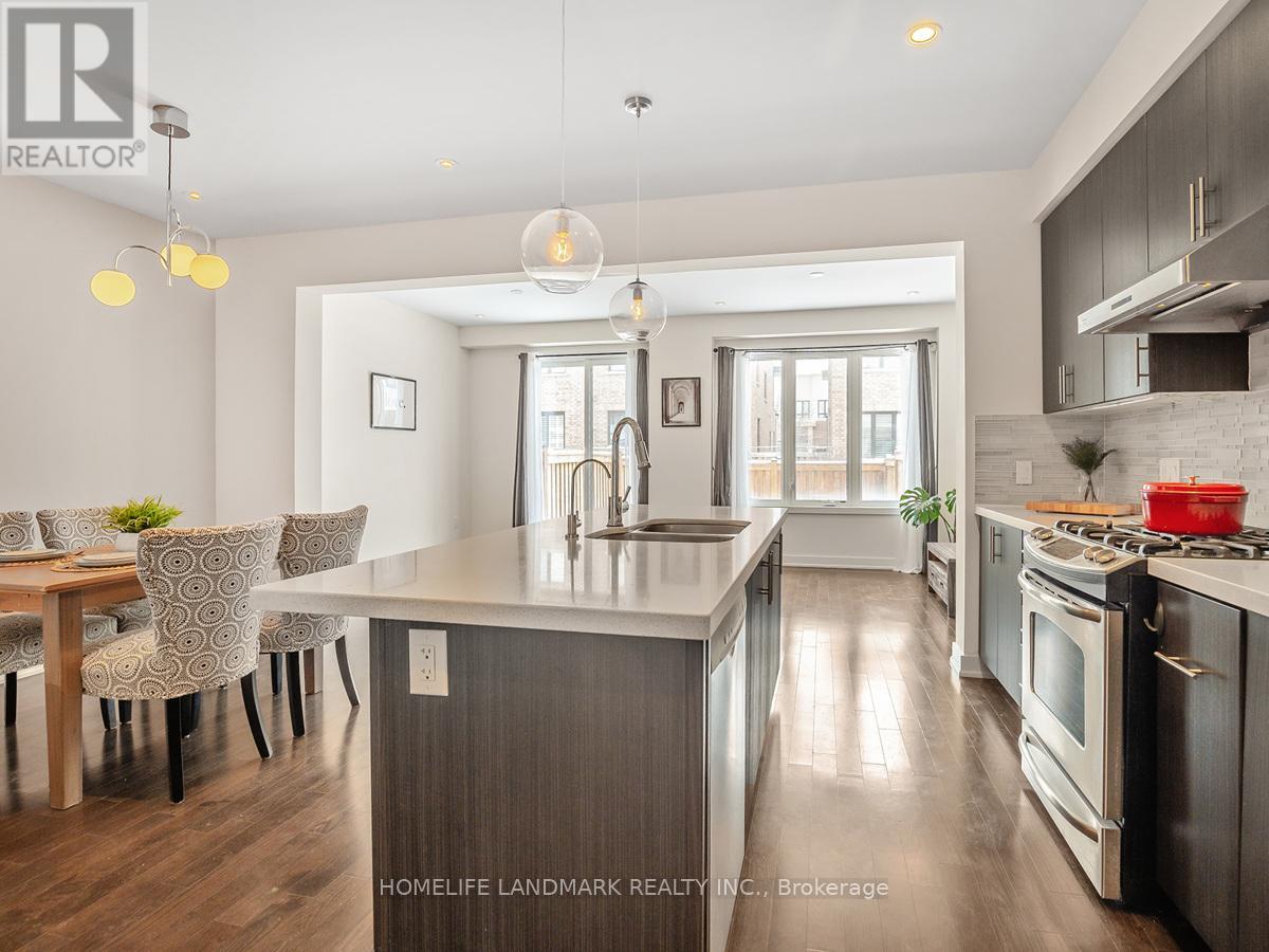 Property at 34 DENARIUS CRESCENT image 3