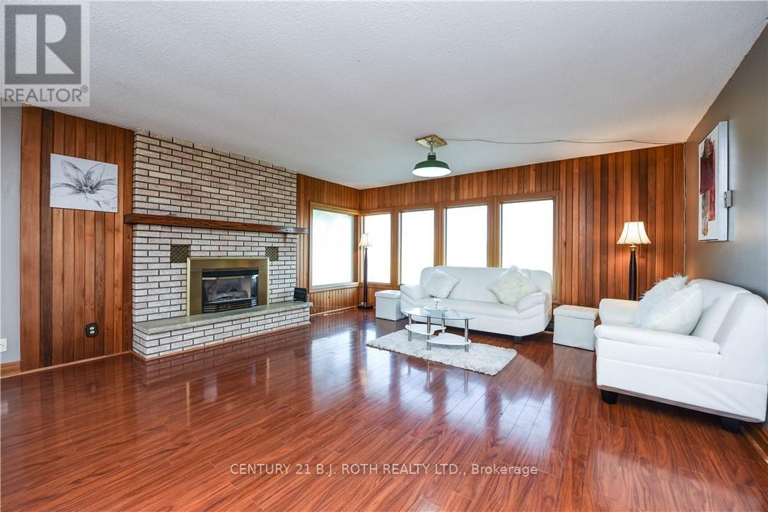 Property at 2146 INNISFIL BEACH ROAD image 3