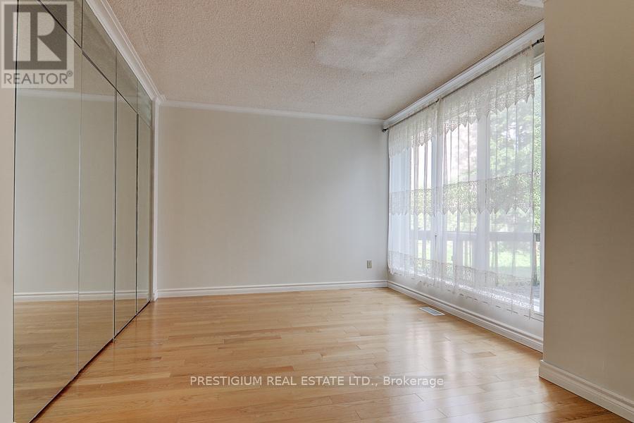 57 Laureleaf Road, Markham, Ontario  L3T 2X9 - Photo 14 - N11951356
