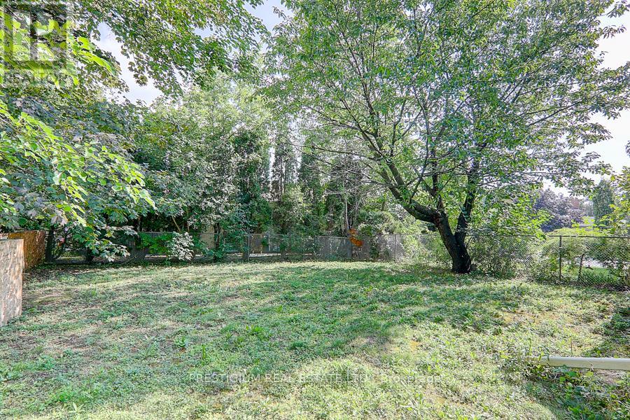 57 Laureleaf Road, Markham, Ontario  L3T 2X9 - Photo 32 - N11951356