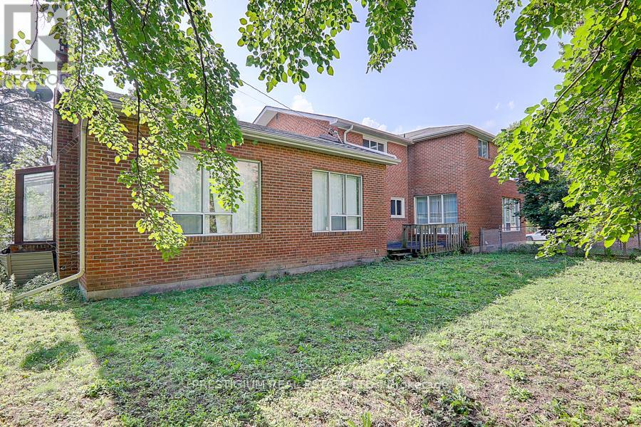 57 Laureleaf Road, Markham, Ontario  L3T 2X9 - Photo 33 - N11951356
