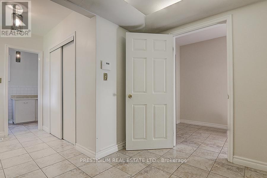 57 Laureleaf Road, Markham, Ontario  L3T 2X9 - Photo 7 - N11951356