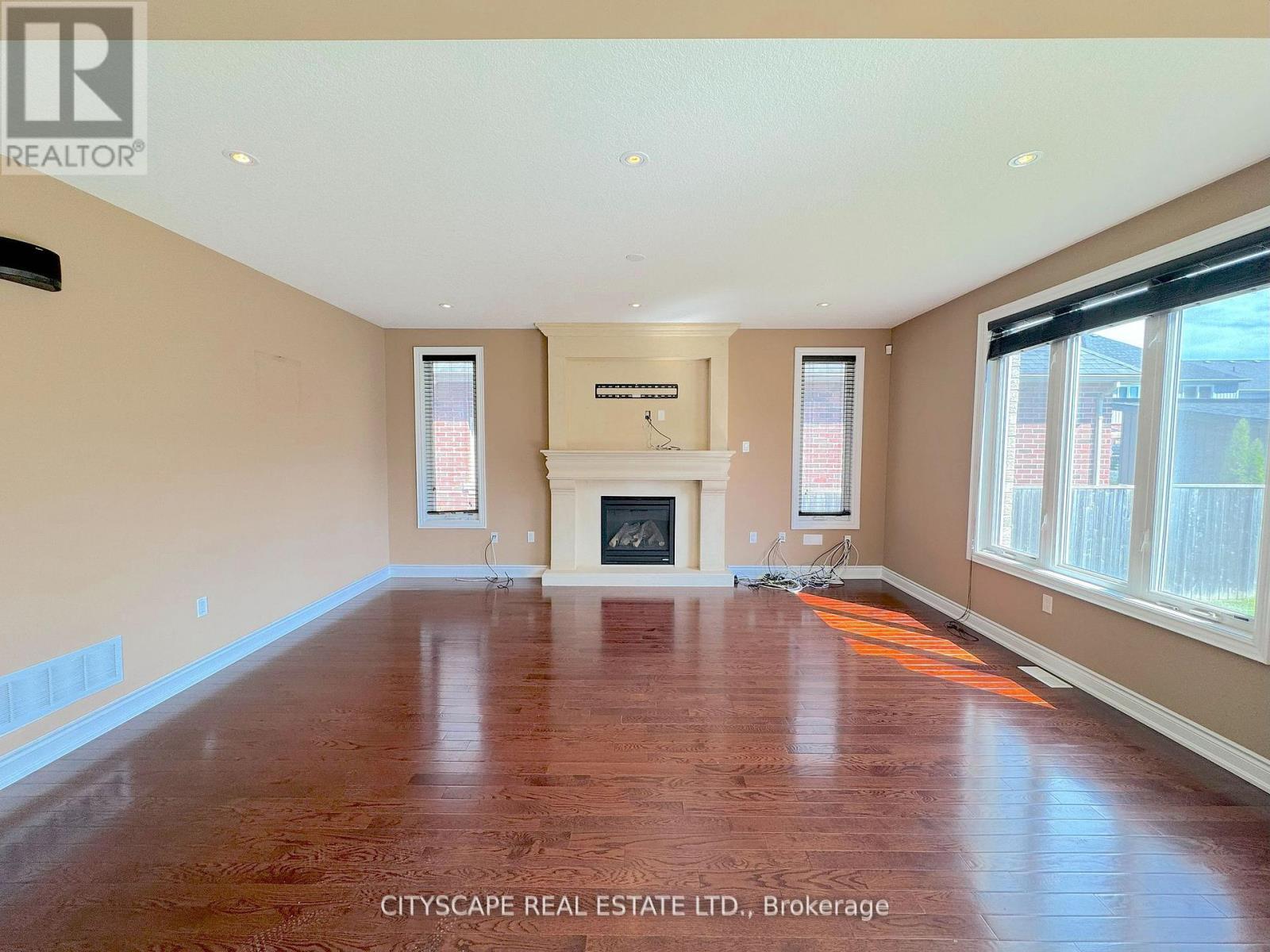 1749 Angus Street, Innisfil, Ontario  L9S 4X2 - Photo 12 - N11951560