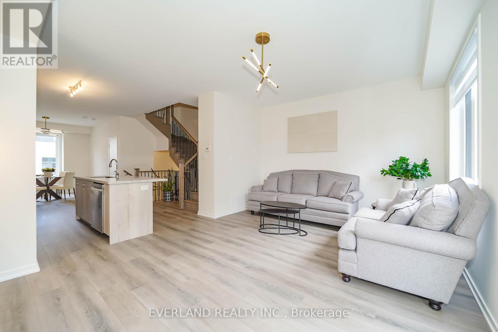 33 Origin Way, Vaughan, Ontario  L6A 4C2 - Photo 10 - N11951727
