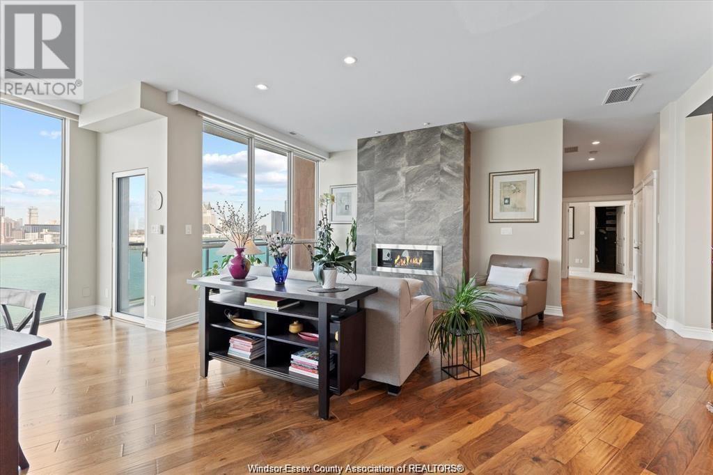 Property at 1225 RIVERSIDE West Unit# 1203 image 5