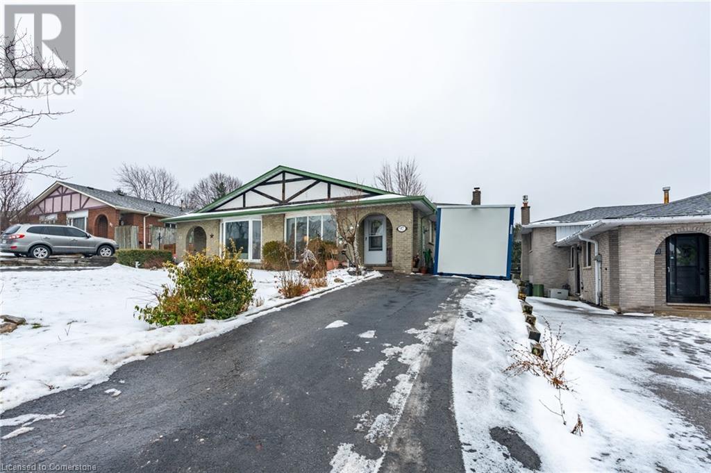 Property at 97 GUILDWOOD Drive image 1