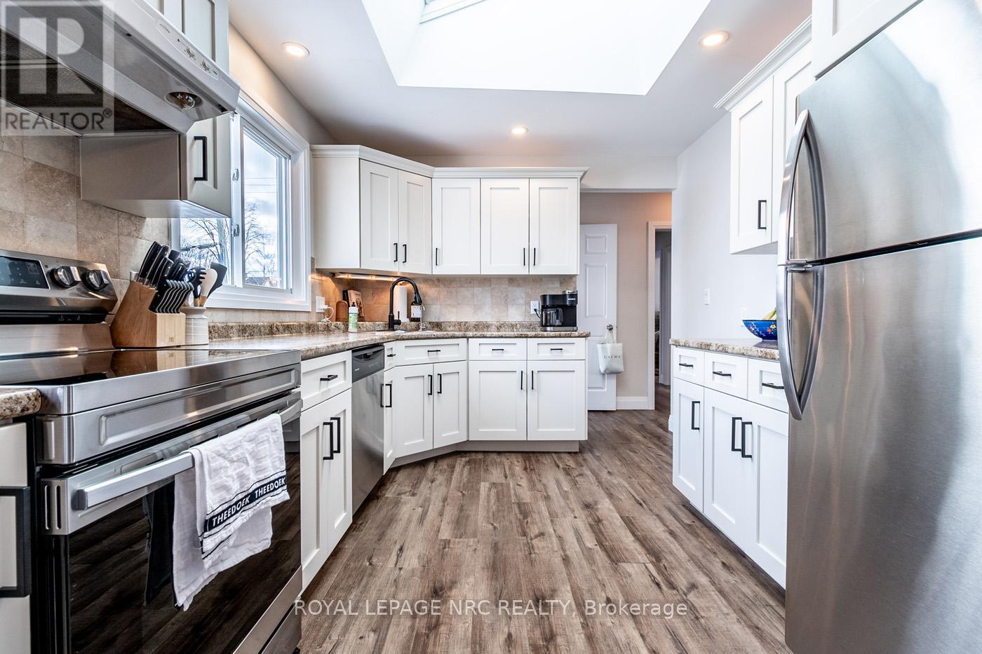 371 Riverside Drive, Welland (Broadway), Ontario  L3C 5E8 - Photo 11 - X11950588