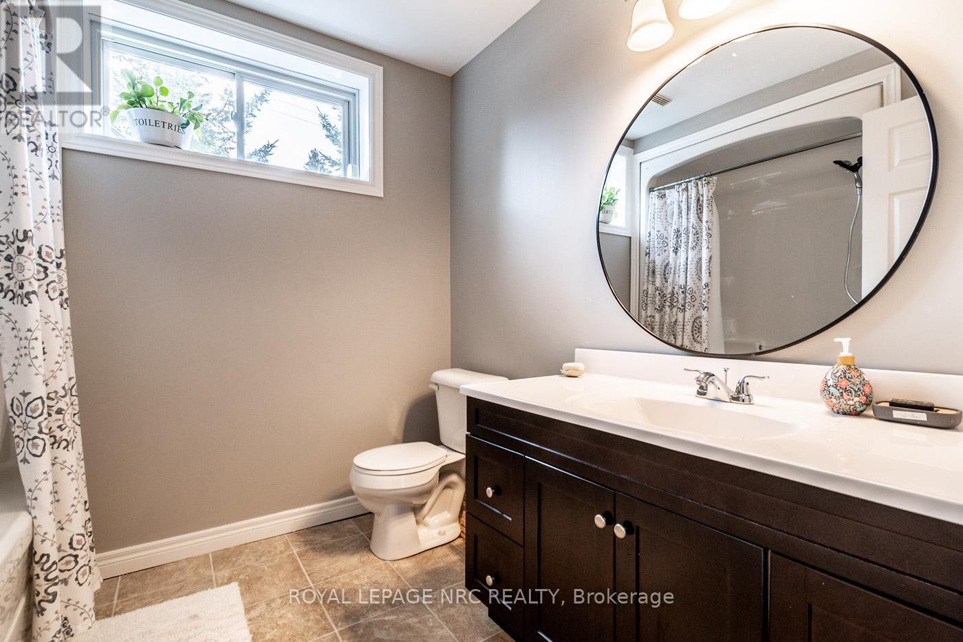 371 Riverside Drive, Welland (Broadway), Ontario  L3C 5E8 - Photo 24 - X11950588
