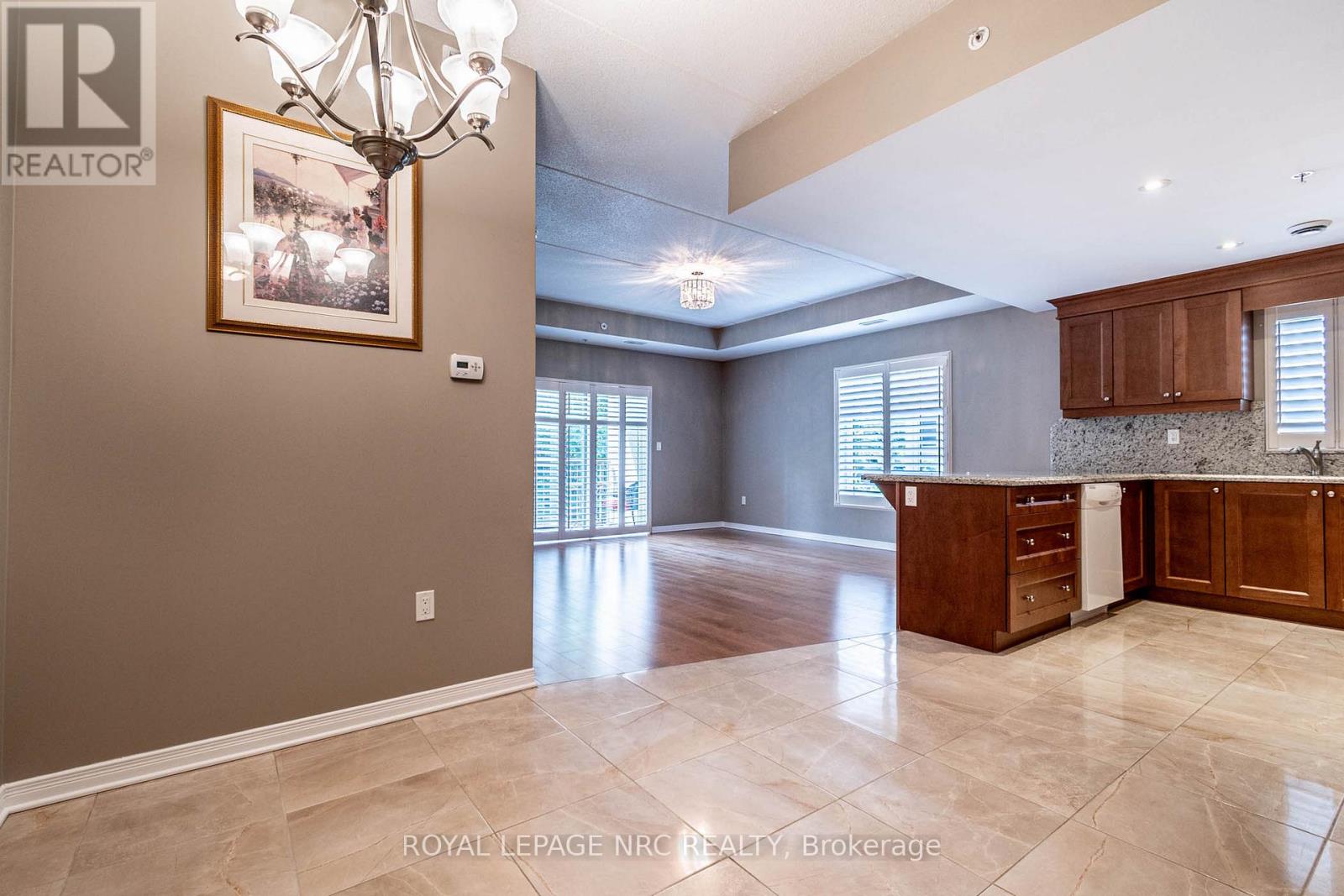 203 - 16 Sullivan Avenue, Thorold, Ontario  L2V 2Y2 - Photo 2 - X11950953