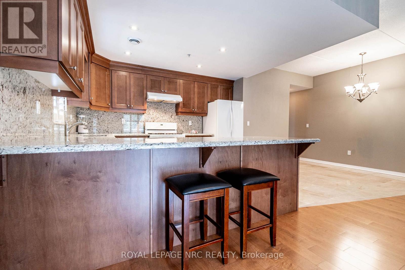 203 - 16 Sullivan Avenue, Thorold, Ontario  L2V 2Y2 - Photo 8 - X11950953