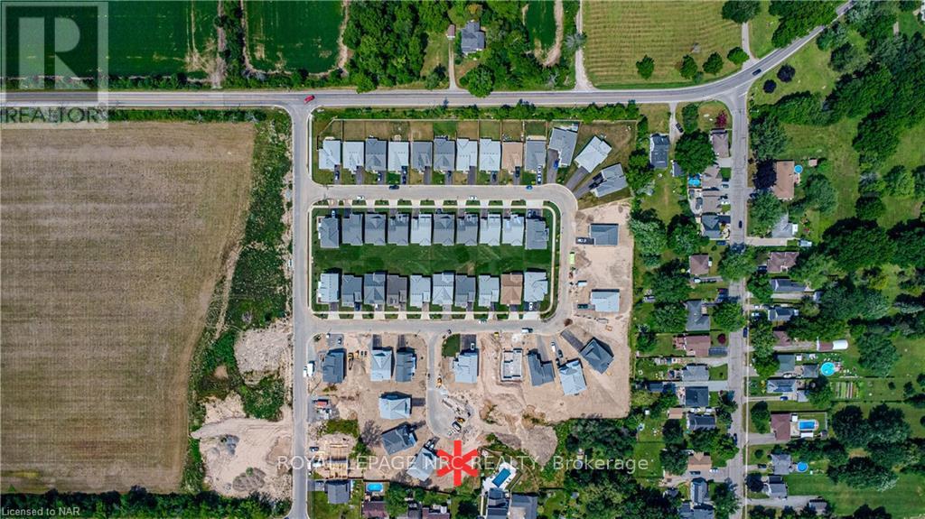 Property at 18 LOGANBERRY COURT image 5