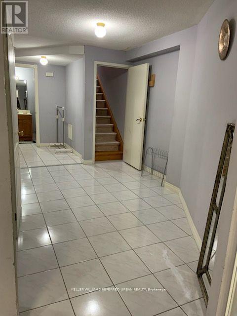 Bsmt - 20 Lady Lynn Crescent, Richmond Hill, Ontario  L4B 3V4 - Photo 2 - N11952982