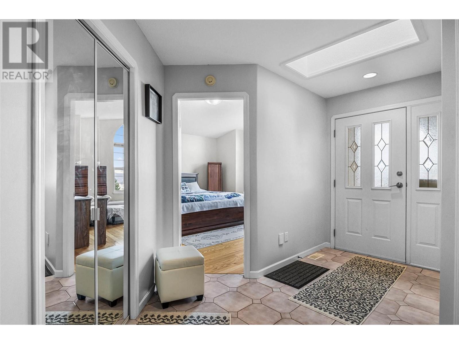 Property at 1575 springhill Drive Unit# 47 image 3