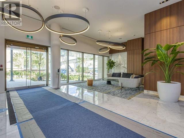 Listing Picture 4 of 30 : 1611 1955 ALPHA WAY, Burnaby / 本拿比 - 魯藝地產 Yvonne Lu Group - MLS Medallion Club Member