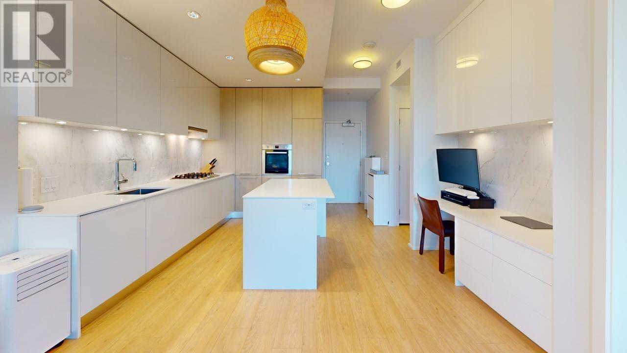 Listing Picture 18 of 30 : 1611 1955 ALPHA WAY, Burnaby / 本拿比 - 魯藝地產 Yvonne Lu Group - MLS Medallion Club Member