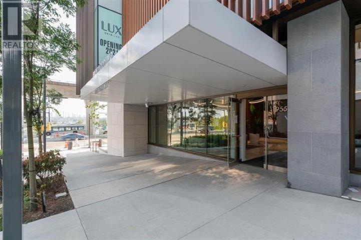 Listing Picture 3 of 30 : 1611 1955 ALPHA WAY, Burnaby / 本拿比 - 魯藝地產 Yvonne Lu Group - MLS Medallion Club Member