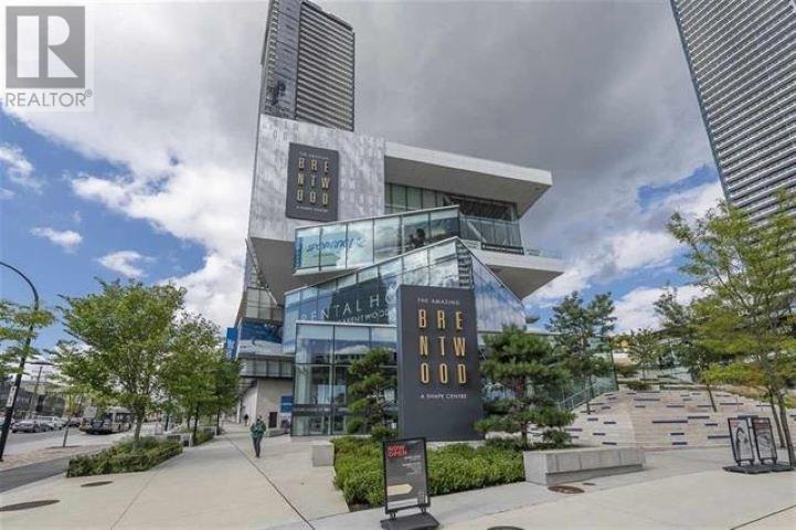 Listing Picture 2 of 30 : 1611 1955 ALPHA WAY, Burnaby / 本拿比 - 魯藝地產 Yvonne Lu Group - MLS Medallion Club Member