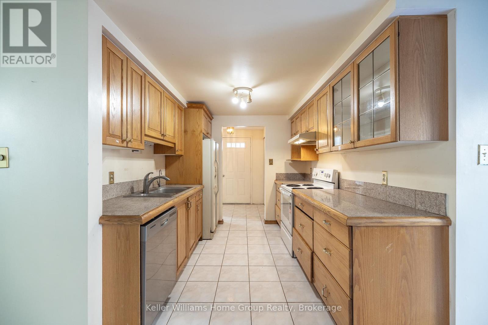476 Scotchmere Court, Waterloo, Ontario  N2K 3E6 - Photo 8 - X11952943