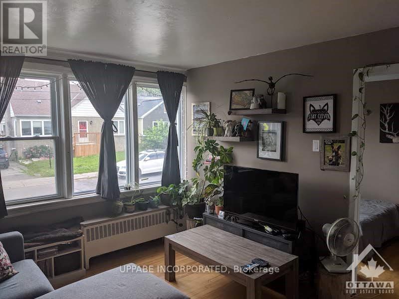 382 Brant Street, Ottawa, Ontario  K1L 6V6 - Photo 5 - X11951498