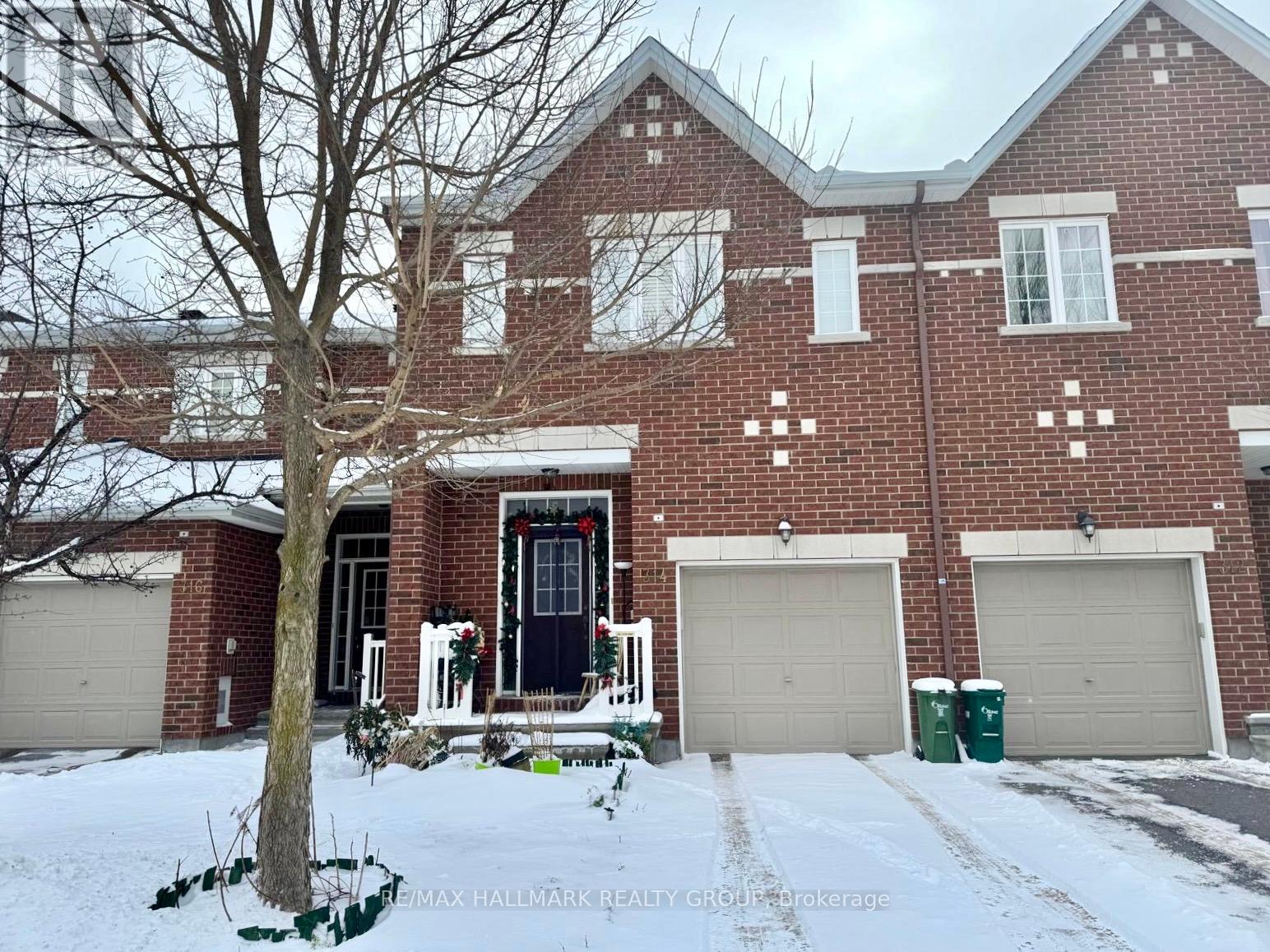 314 Kingbrook Drive, Ottawa, Ontario  K2M 0G3 - Photo 1 - X11952271