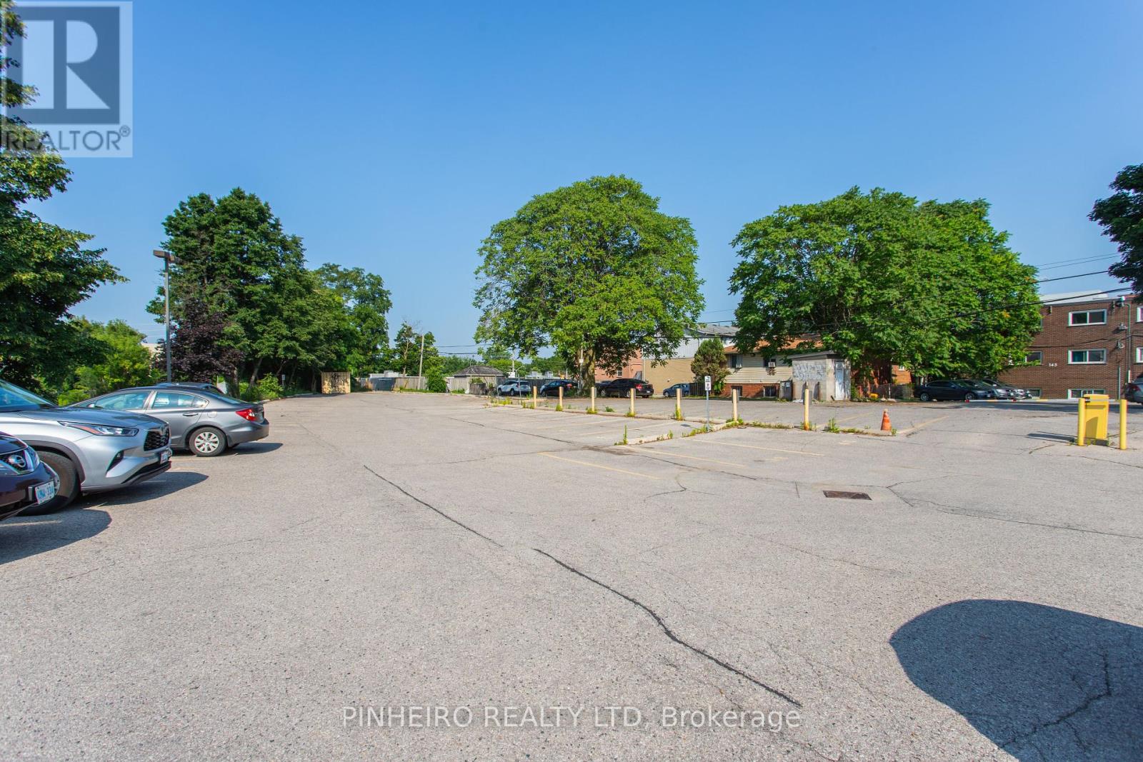 200 - 123 St George Street, London East (East F), Ontario  N6A 3A1 - Photo 10 - X11952833