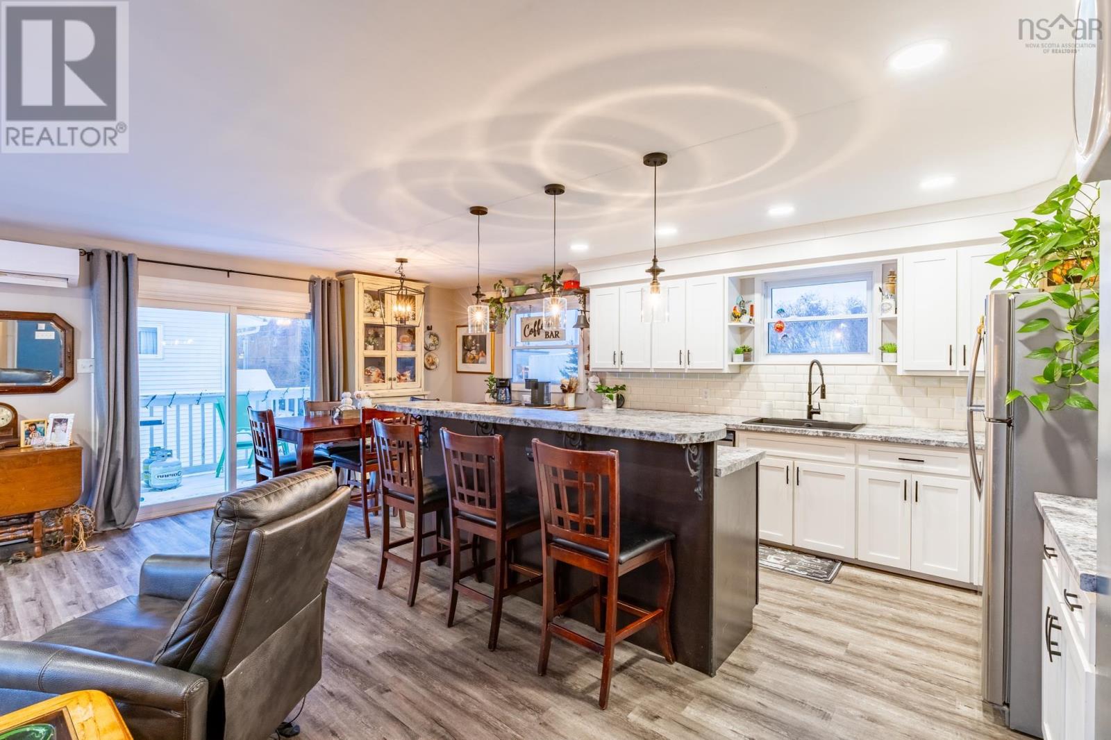 9 Sprucewood Drive, Yarmouth, Nova Scotia  B5A 4G5 - Photo 15 - 202427617