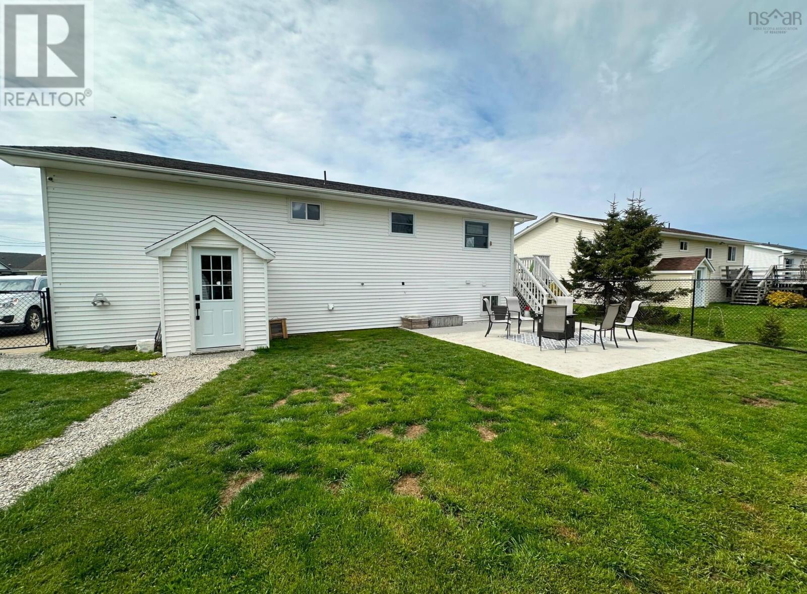 9 Sprucewood Drive, Yarmouth, Nova Scotia  B5A 4G5 - Photo 40 - 202427617