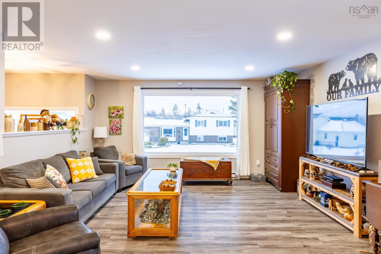 9 Sprucewood Drive, Yarmouth, Nova Scotia  B5A 4G5 - Photo 7 - 202427617