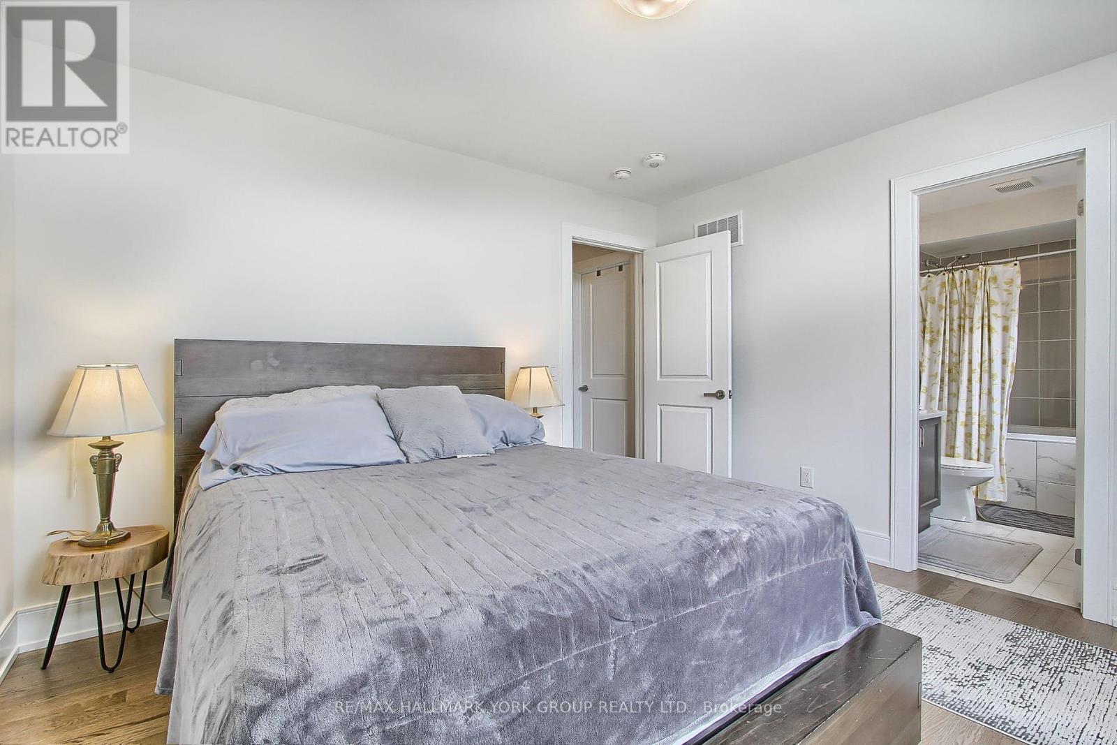 190 Walter English Drive, East Gwillimbury (Queensville), Ontario  L0G 1R0 - Photo 31 - N11953312