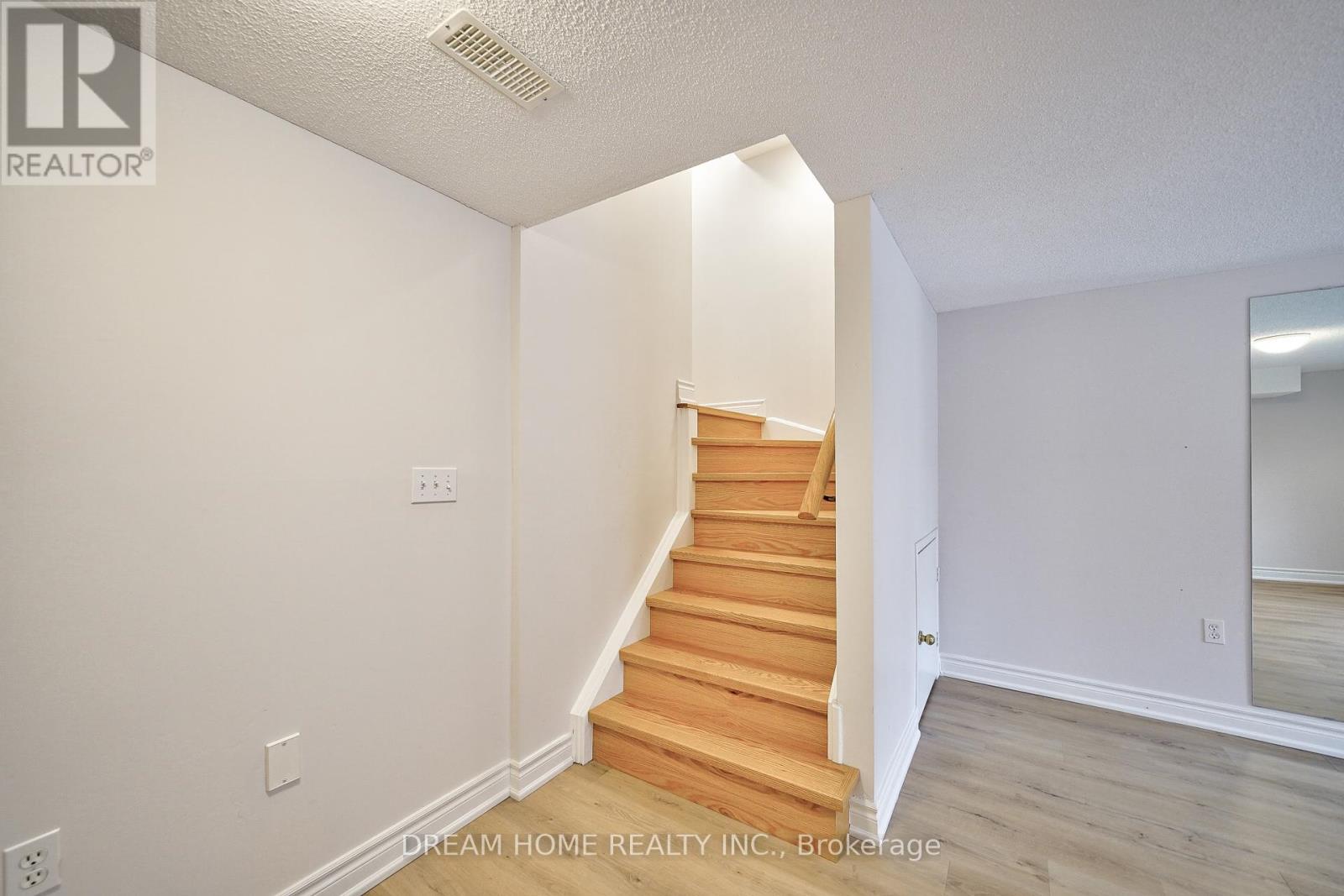 290 Harbord Street, Markham, Ontario  L6C 2E4 - Photo 32 - N11953407