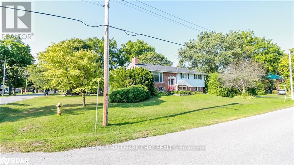 Property at 250 SUPERIOR STREET image 2